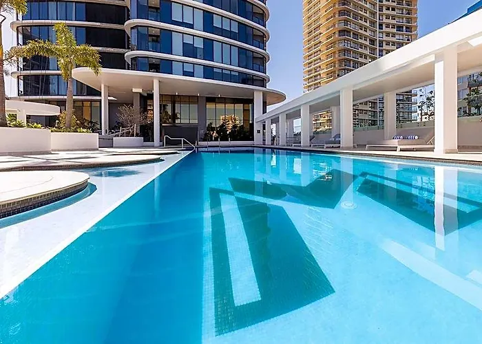 Meriton Suites Surfers Paradise
