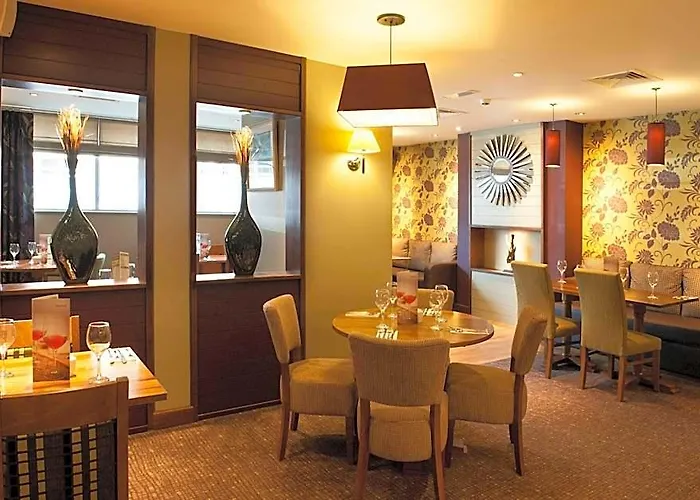 Premier Inn Lincoln City Centre