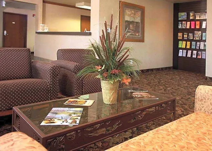 Crivitz Hotels