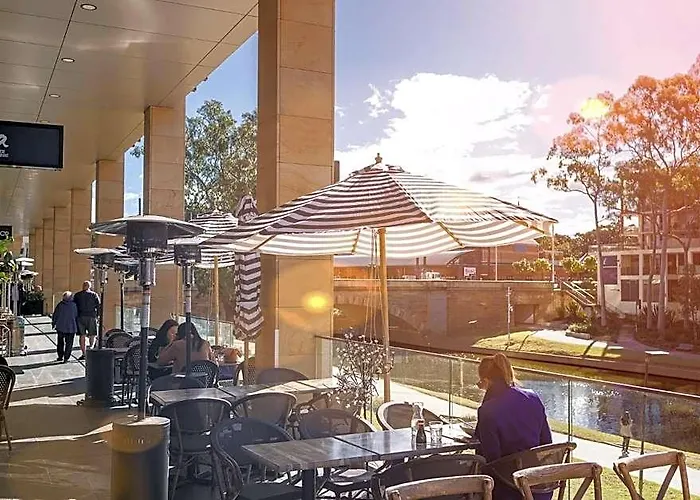 Meriton Suites Church Street, Parramatta