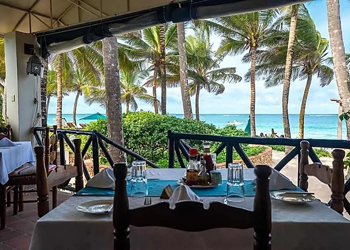 Hotels in Tiwi