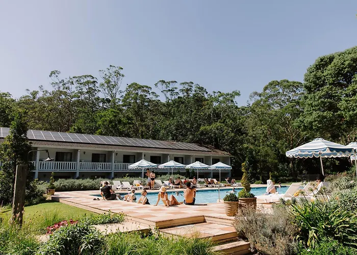 Jamberoo Hotels