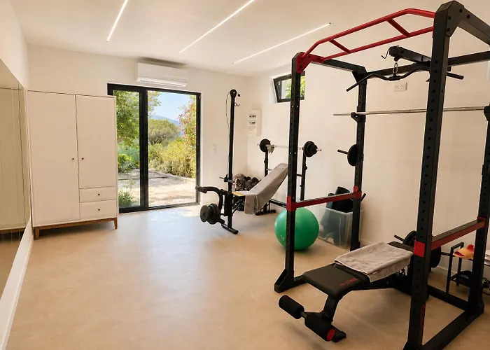 Luxury House, St Tropez 20Mns! Stunning View, Serene & Private