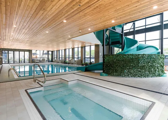 Sandman Signature Winnipeg Airport Hotel & Suites