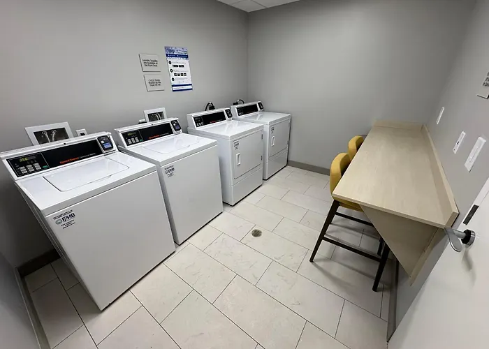 Pell City Hotels