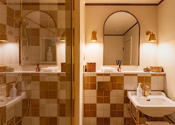 Knaresborough Hotels