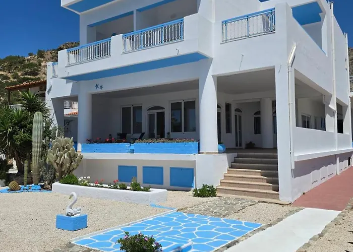 Gabi Rooms In Sougia