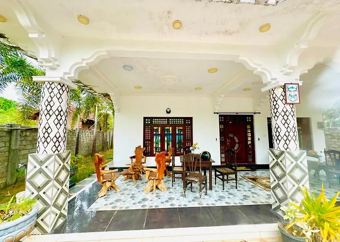 Cleopatra Villa