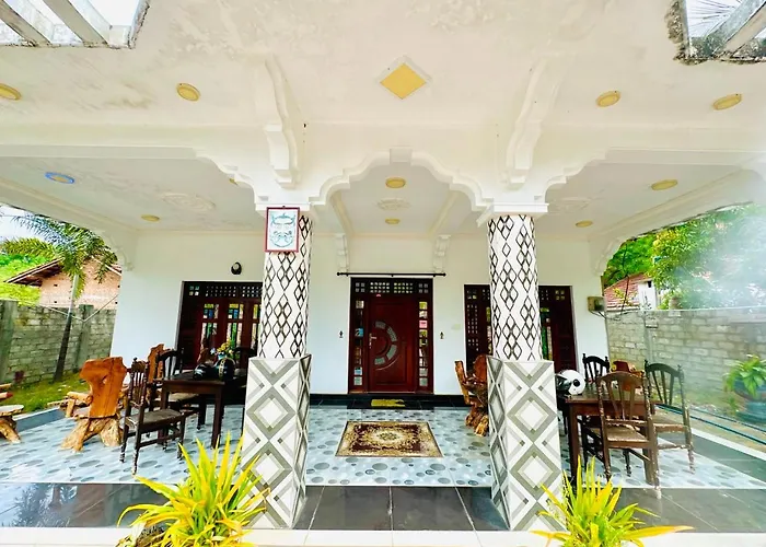 Cleopatra Villa