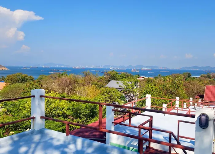 Koniix Garden Cottage Ko Sichang