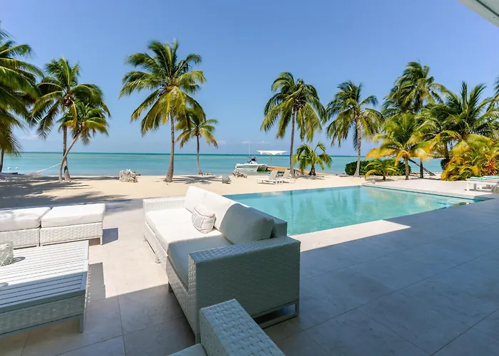 Grand Cayman Beach hotels