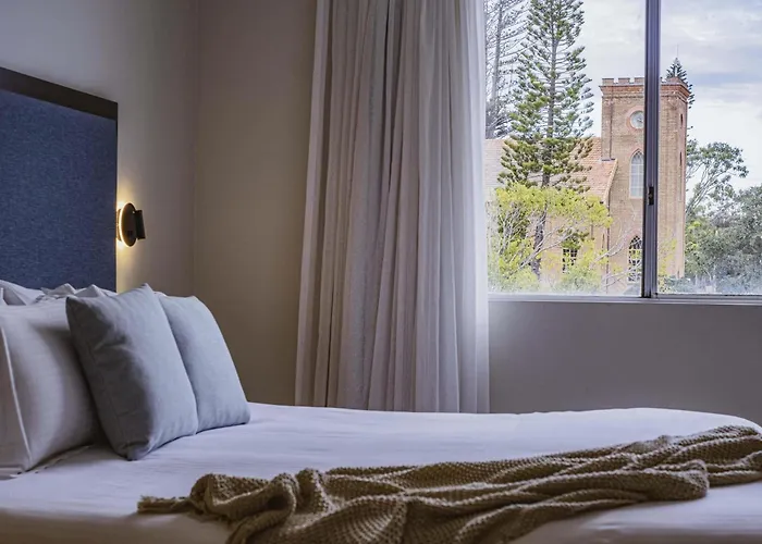 Wingham Hotels