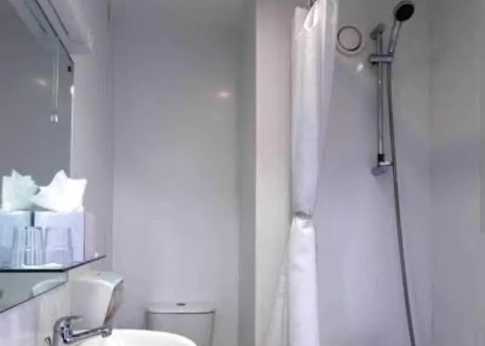 Hotel O Rk