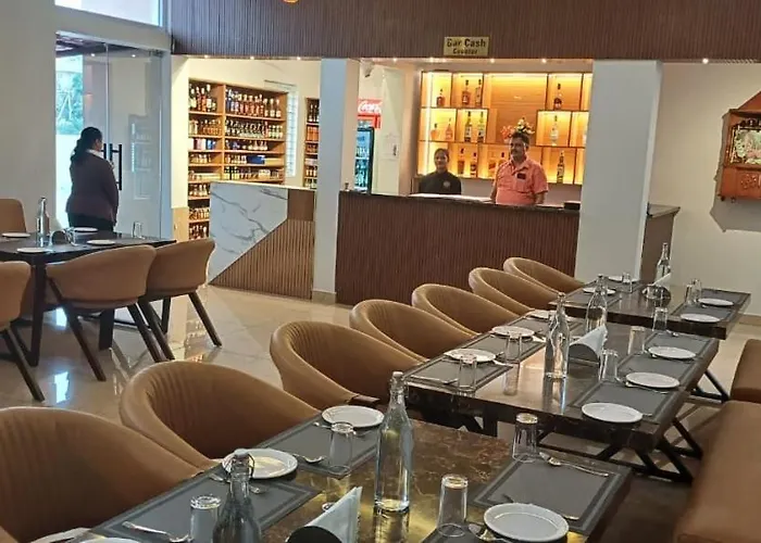 Hotel Srirangasthalam