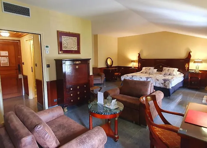 Tournus Hotels