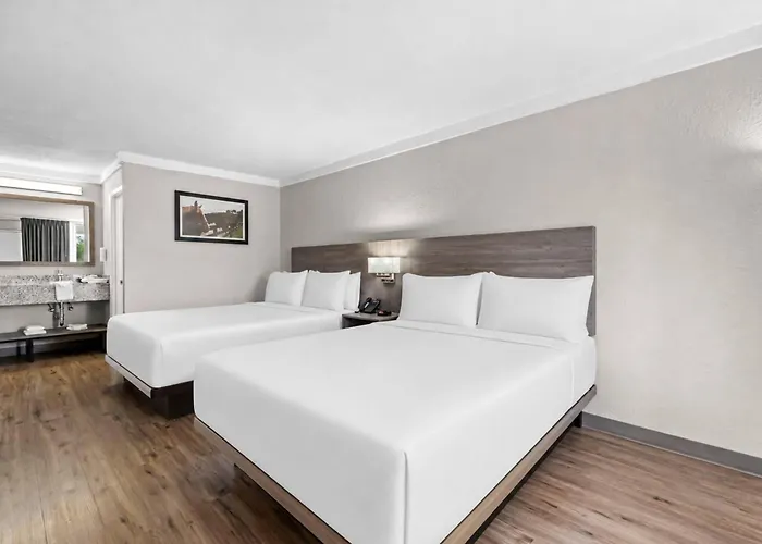 Quality Inn & Suites Ocala I-75