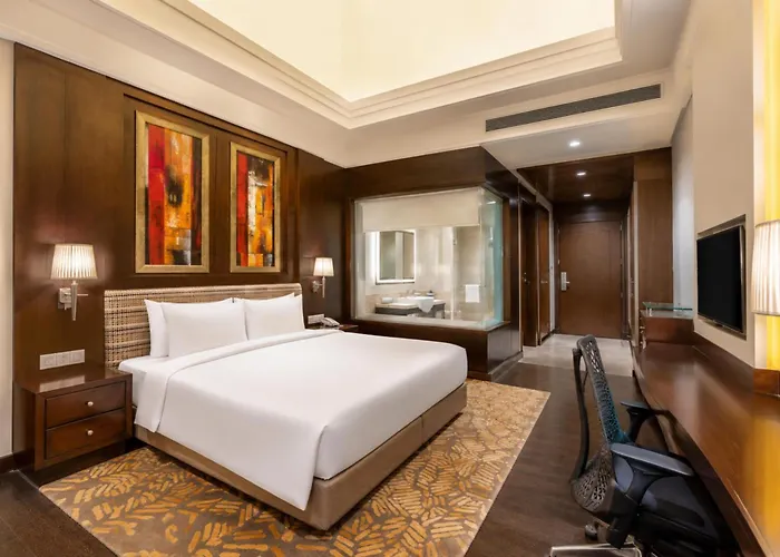 Hotels in Noida