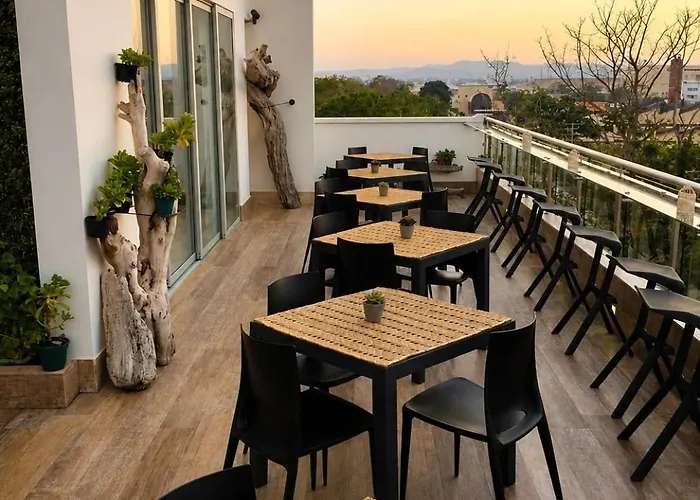 Hausen Hotel - Suites