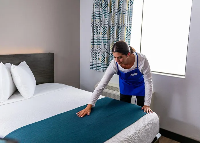 Safford Hotels