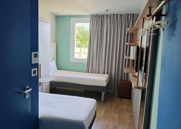Saint-Genis-Pouilly Hotels