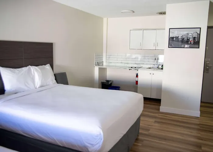 Ramada By Wyndham Dawson Creek