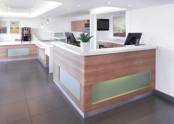 St Francis Bay Hotels