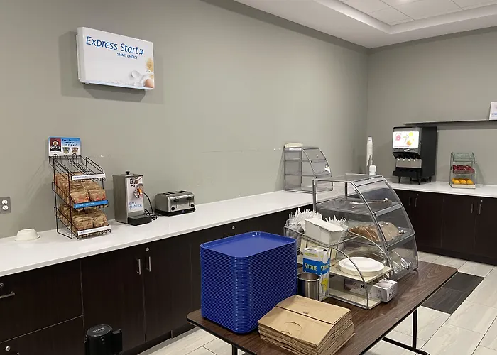Holiday Inn Express & Suites - Gatineau - Ottawa By Ihg