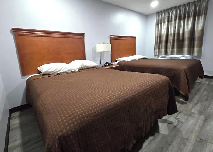 Checotah Hotels