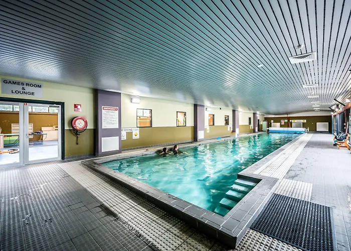 Strathgordon Hotels
