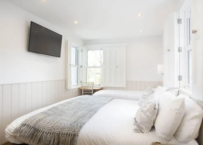 Whitstable Hotels