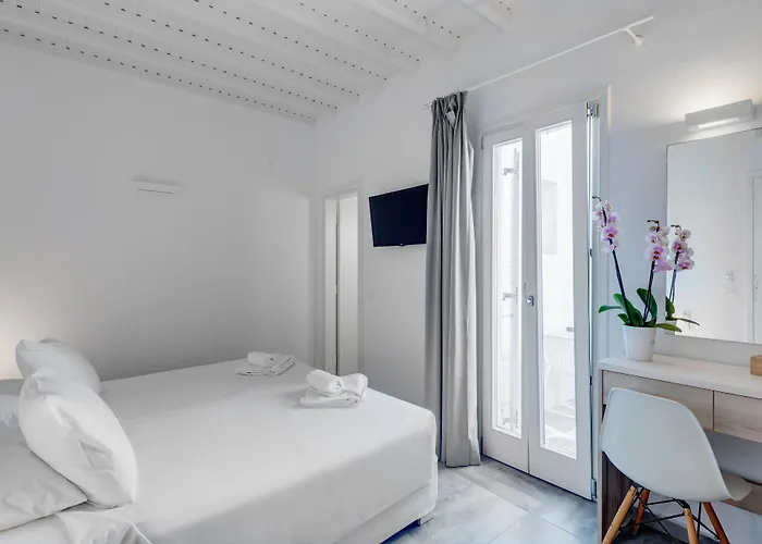 Hotels in CYCLADES