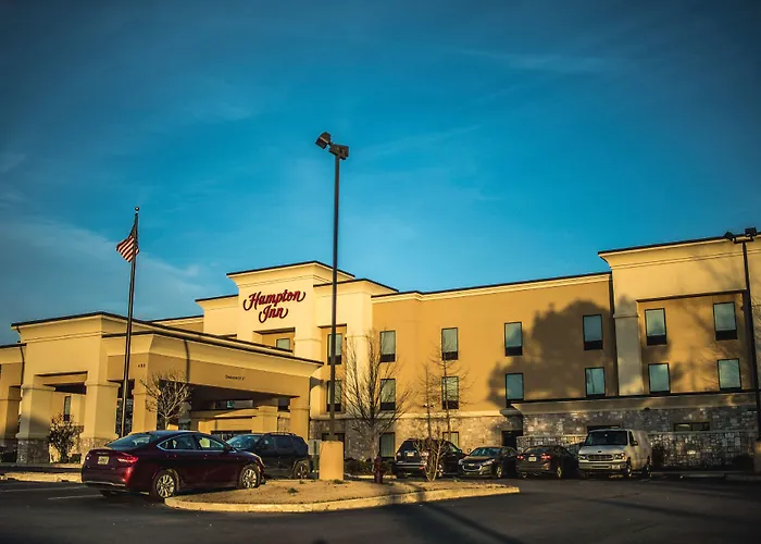 Monticello Hotels
