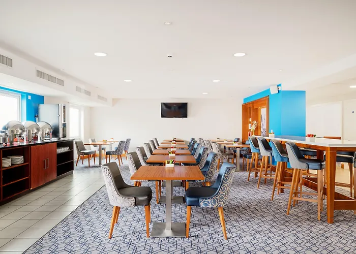 Shrewsbury Hotels