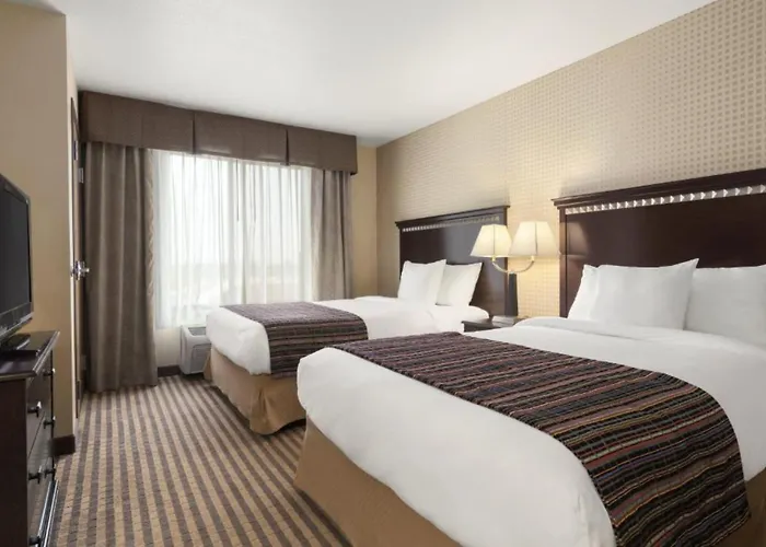 Dixon Hotels