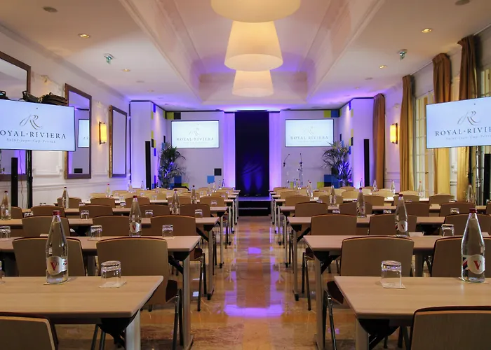 Saint-Jean-Cap-Ferrat Hotels