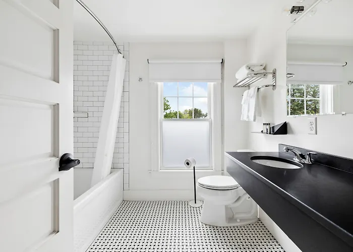 Scarborough Beach hotels