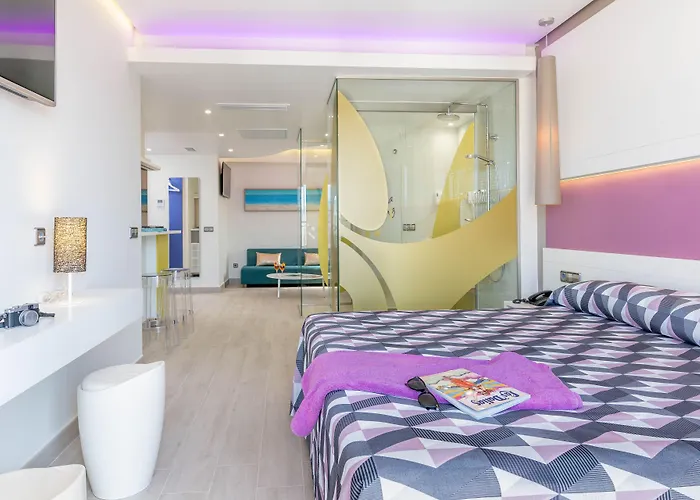 The Purple Hotel - Adults Only