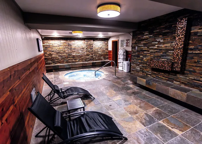 The Mammoth Creek Inn