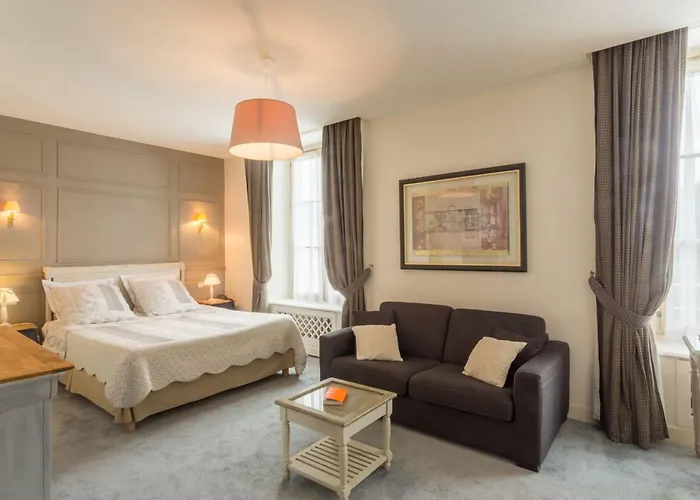 Loue Hotels