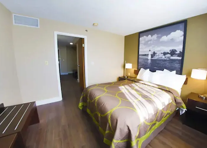 Super 8 By Wyndham Ajax/Toronto On