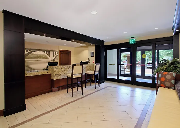 McLean Hotels
