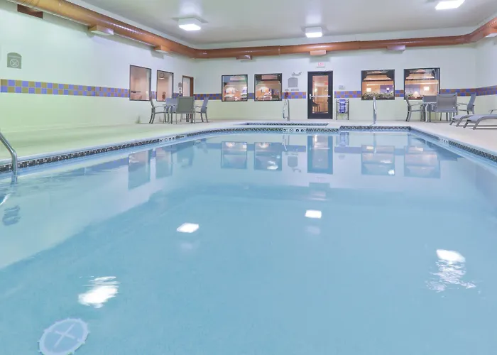 Greensburg Hotels