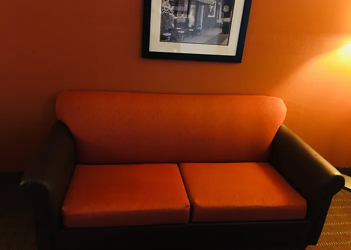 Laurinburg Hotels