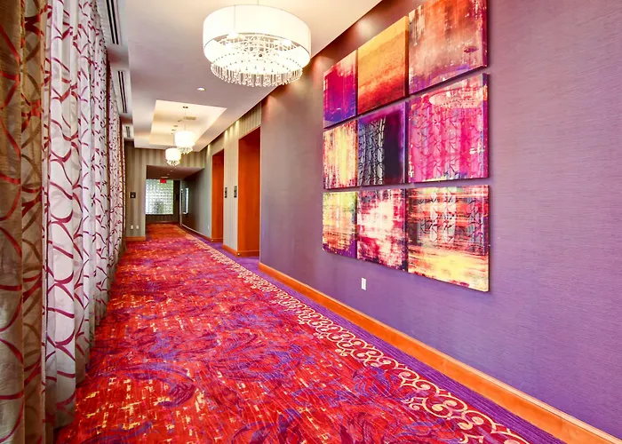 Thornhill Hotels