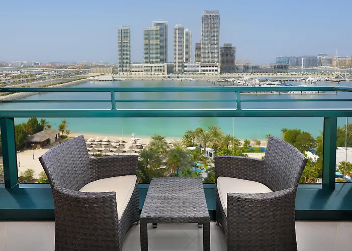 Le Meridien Mina Seyahi Beach Resort & Waterpark