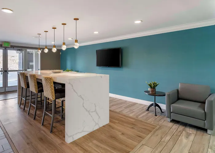 Livermore Hotels