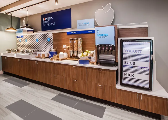 Vernon Hills Hotels