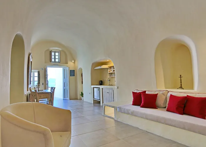 Oia Mare Villas (Adults Only)