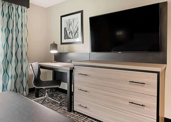 Greenwood Hotels