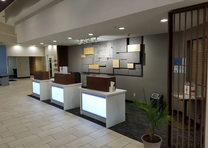 Birch Run Hotels With Jacuzzi in Room
